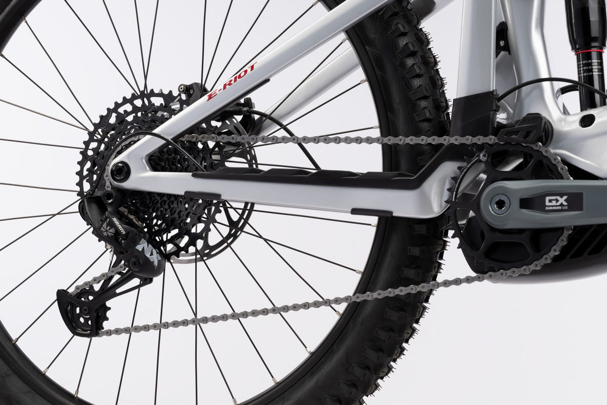 GHOST E-RIOT CF ADVANCED 800Wh Kiox300 2026