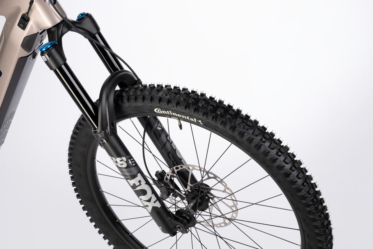 Ghost E-Riot CF Pro
