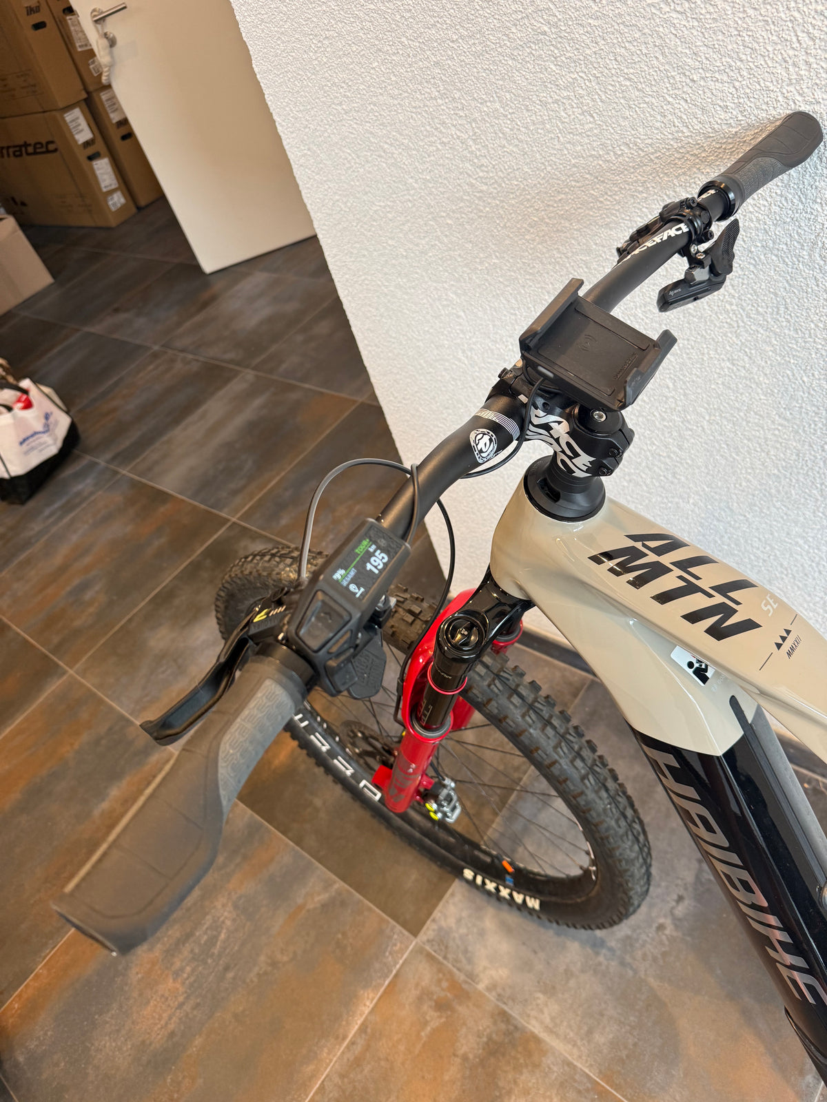 Haibike AllMtn CF SE
